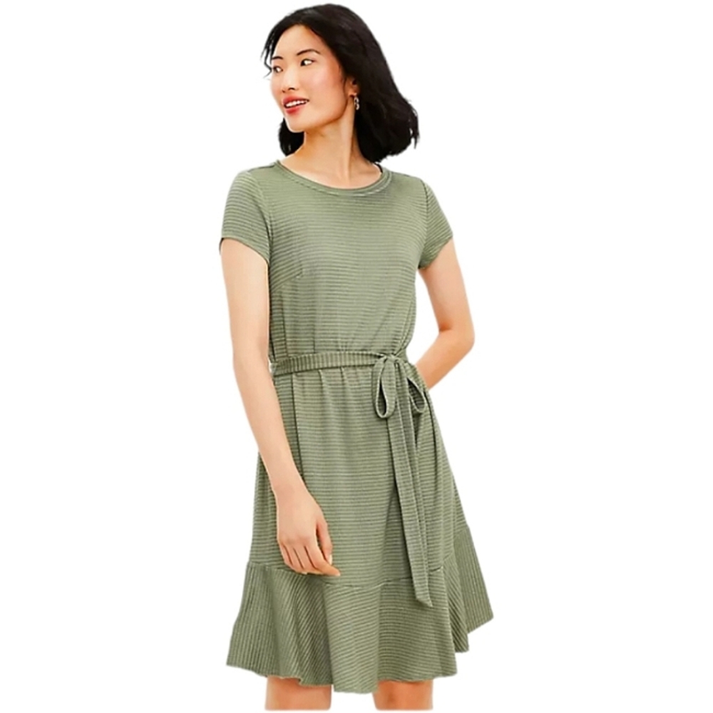 *SOLD* NWT Loft Tie Waist Short Sleeve Moss Green Flounce Dress S - Picture 1 of 8